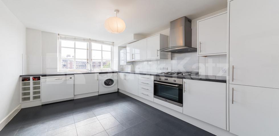 			New Instruction, 2 Bedroom, 1 bath, 1 reception Flat			 Wharf Place, BETHNAL GREEN